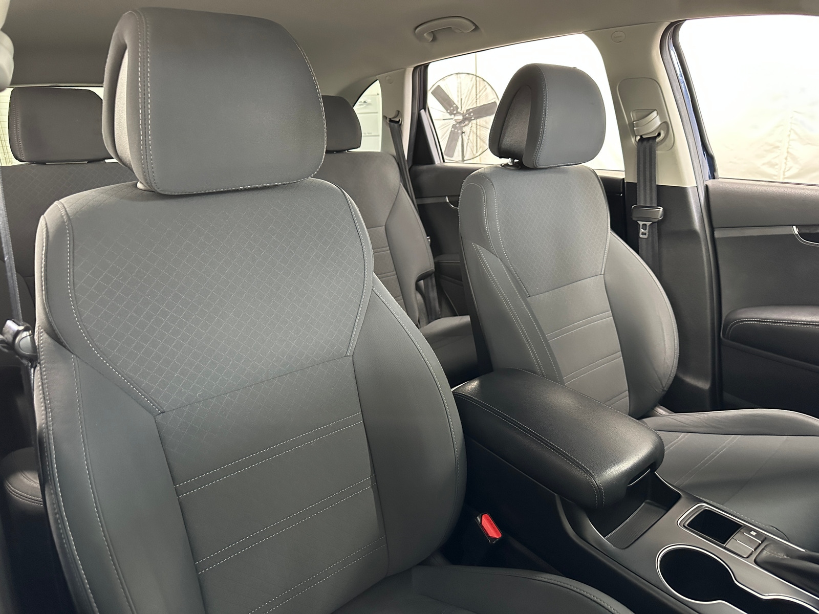 Thumbnail: 2016 Kia Sorento - 2