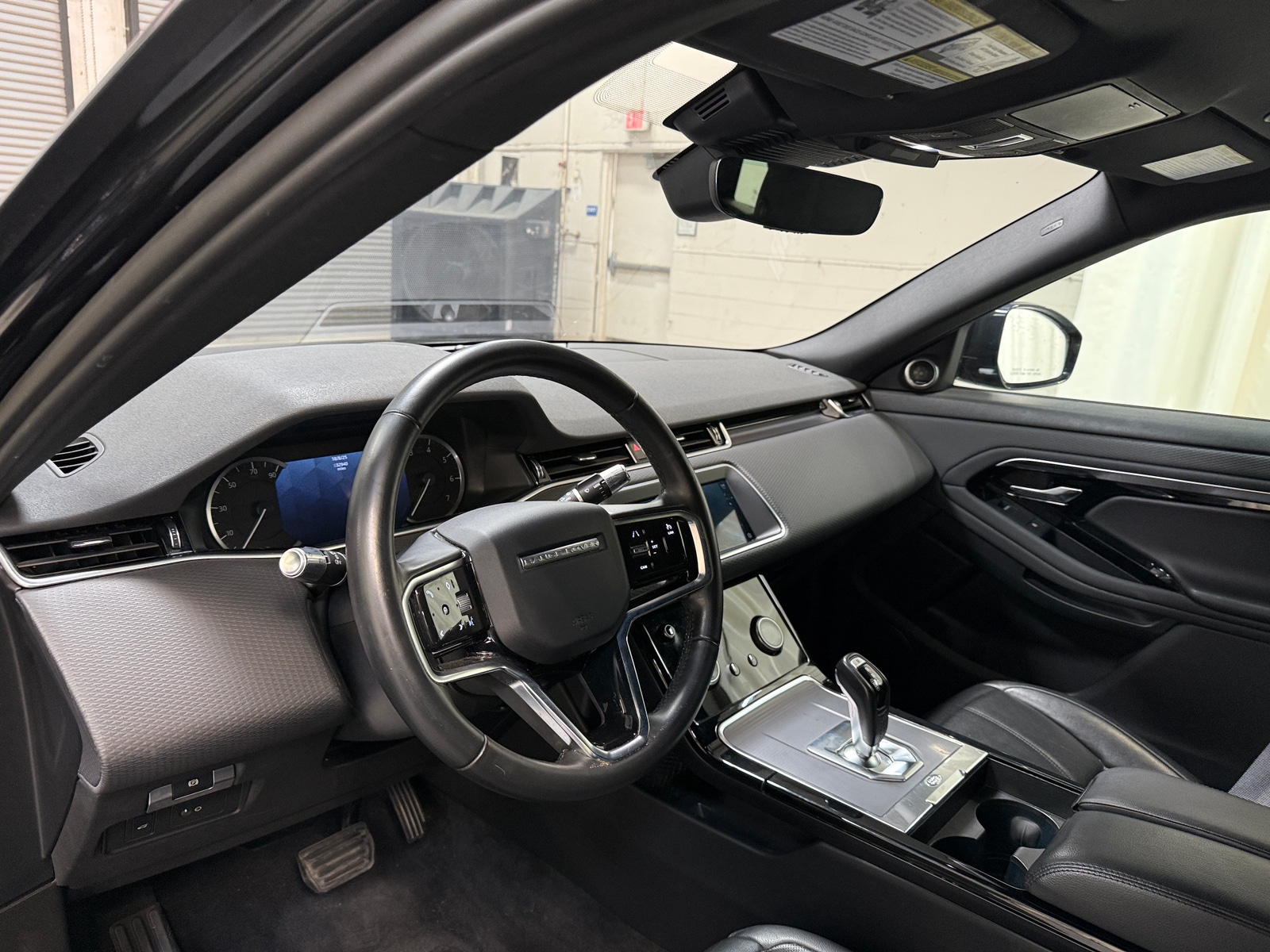 Thumbnail: 2021 Land Rover Range Rover Evoque - 2