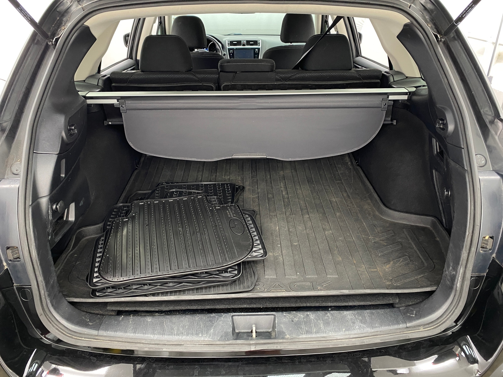 Thumbnail: 2018 Subaru Outback - 7