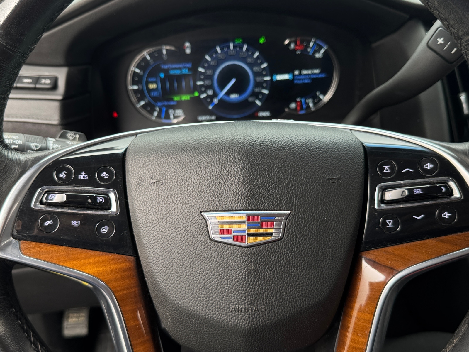 Thumbnail: 2019 Cadillac Escalade - 4