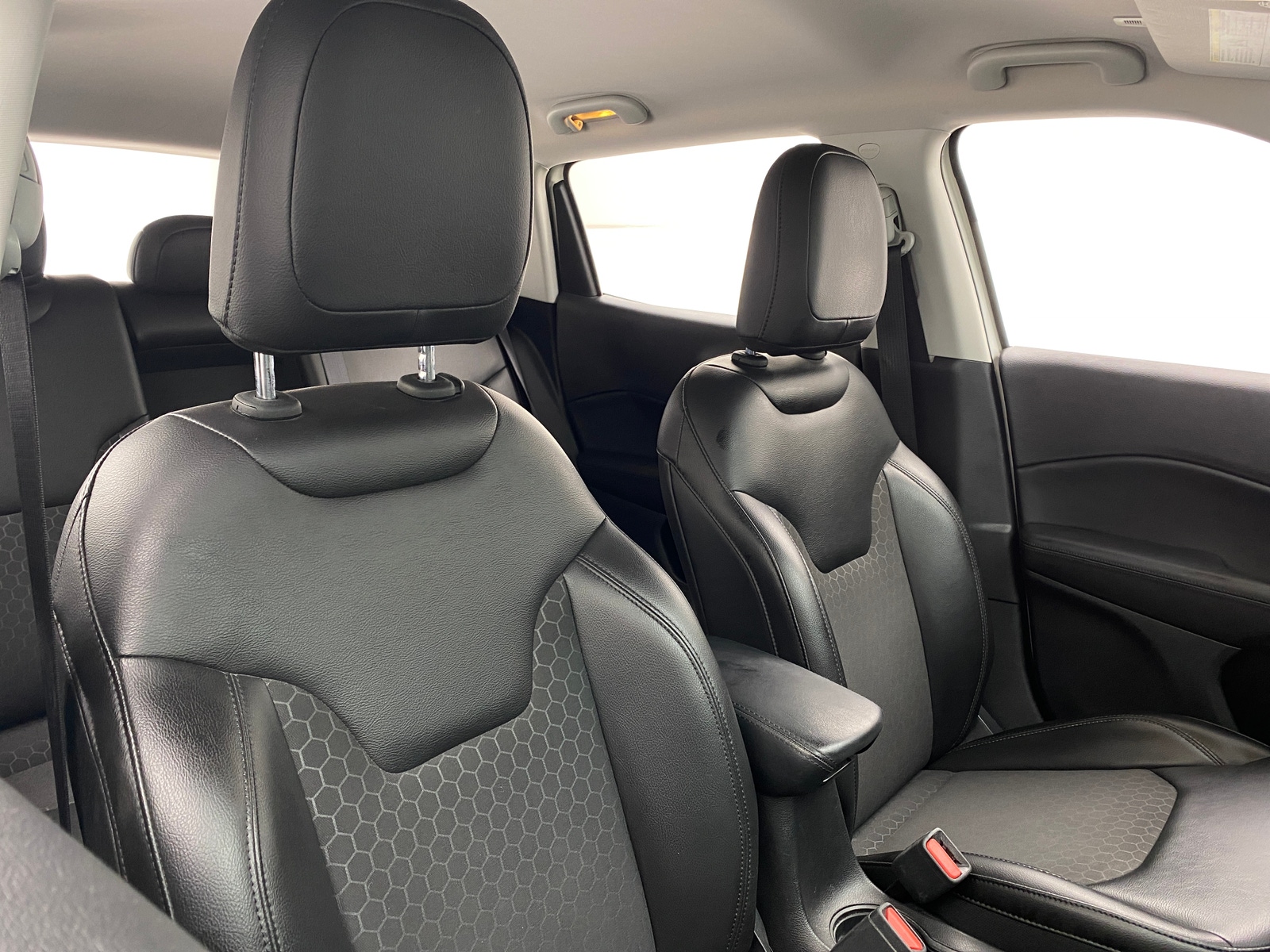 Thumbnail: 2018 Jeep Compass - 2