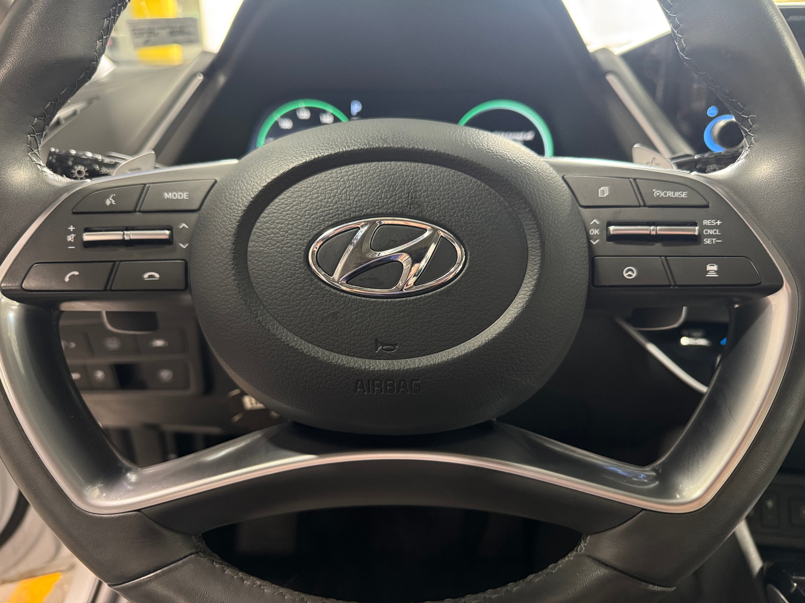 Thumbnail: 2023 Hyundai Sonata - 4