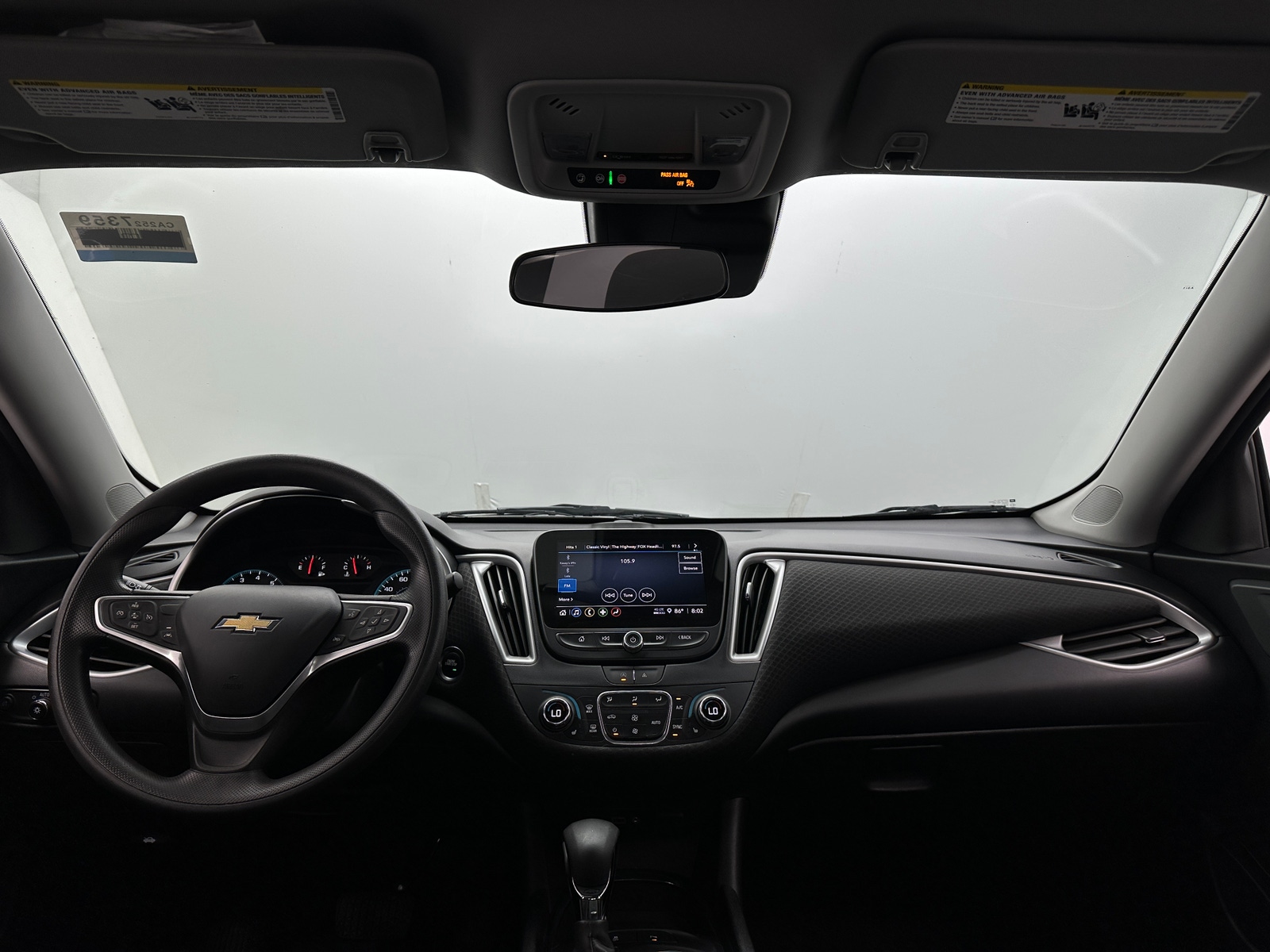 Thumbnail: 2023 Chevrolet Malibu - 3