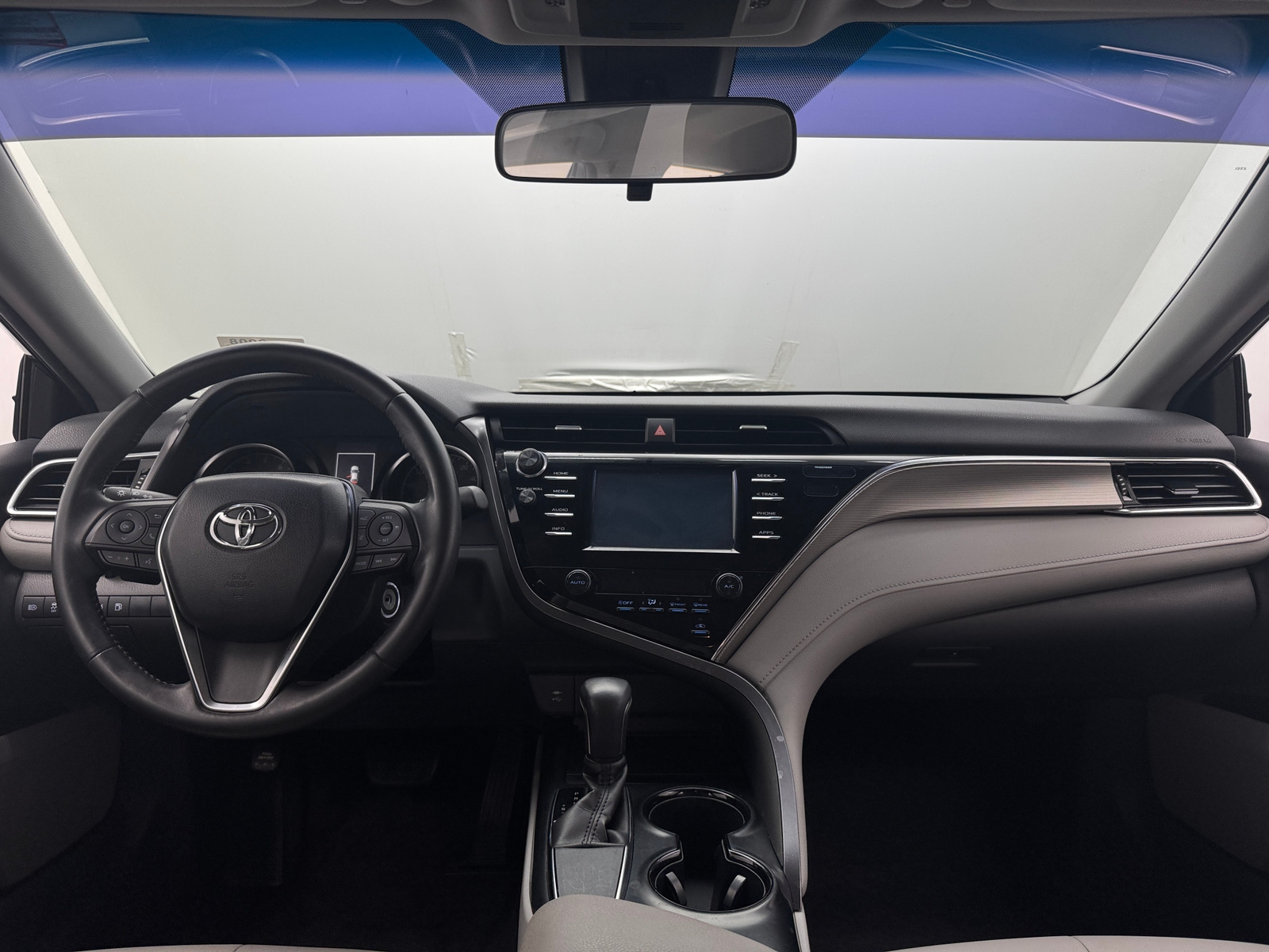 Thumbnail: 2018 Toyota Camry - 3