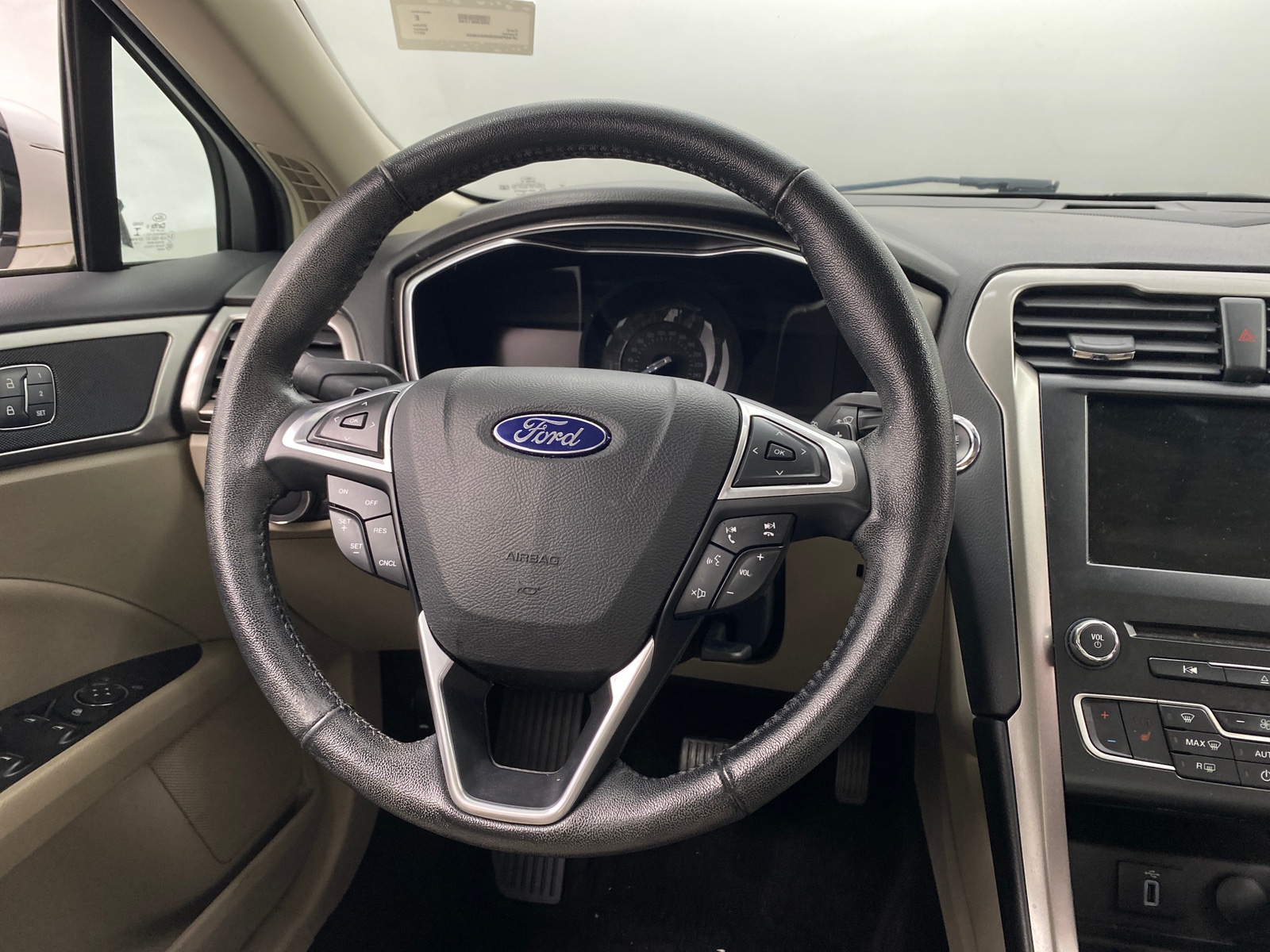 Thumbnail: 2017 Ford Fusion - 5