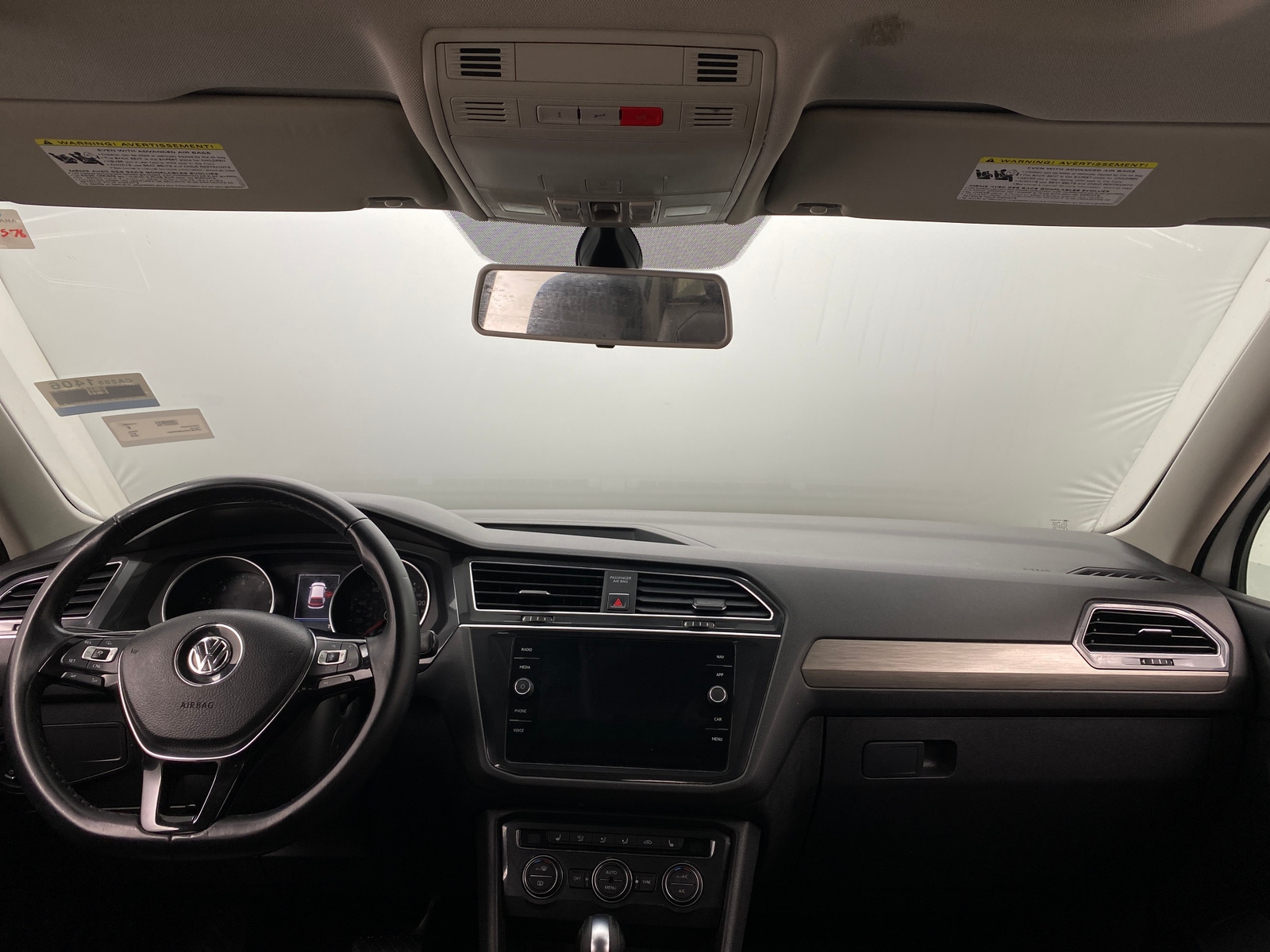 Thumbnail: 2018 Volkswagen Tiguan - 2