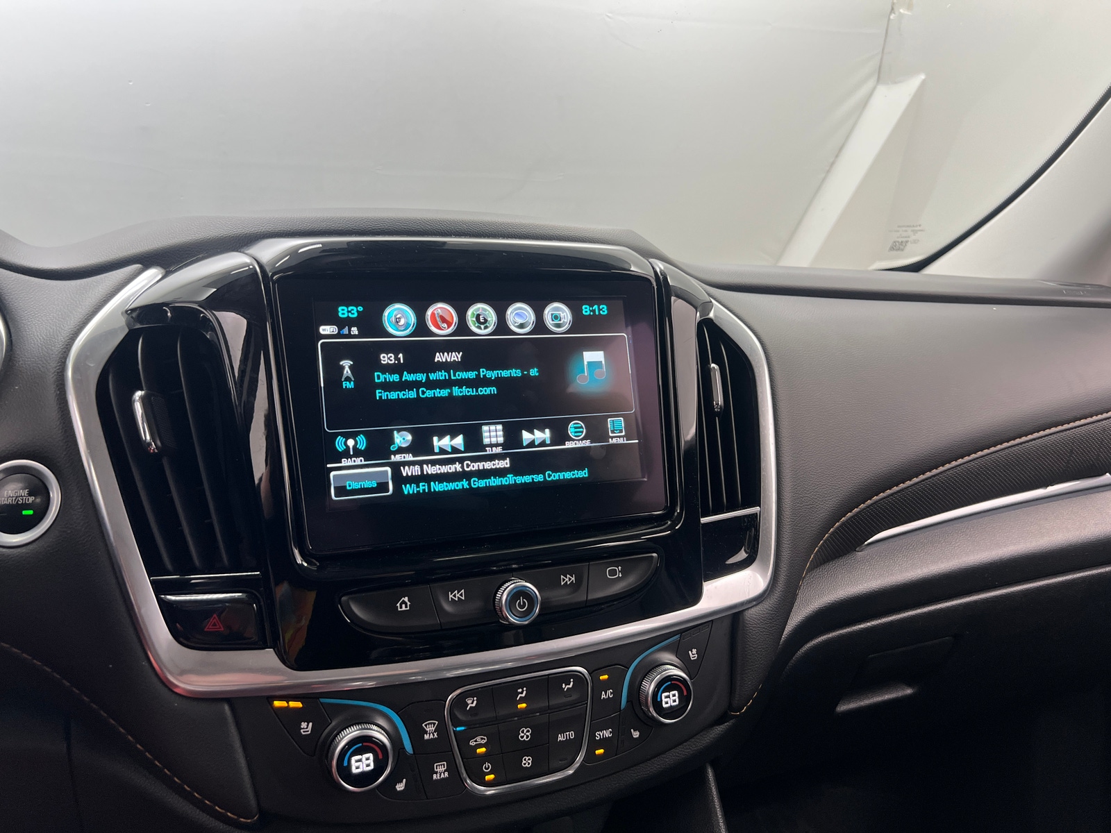 Thumbnail: 2019 Chevrolet Traverse - 3