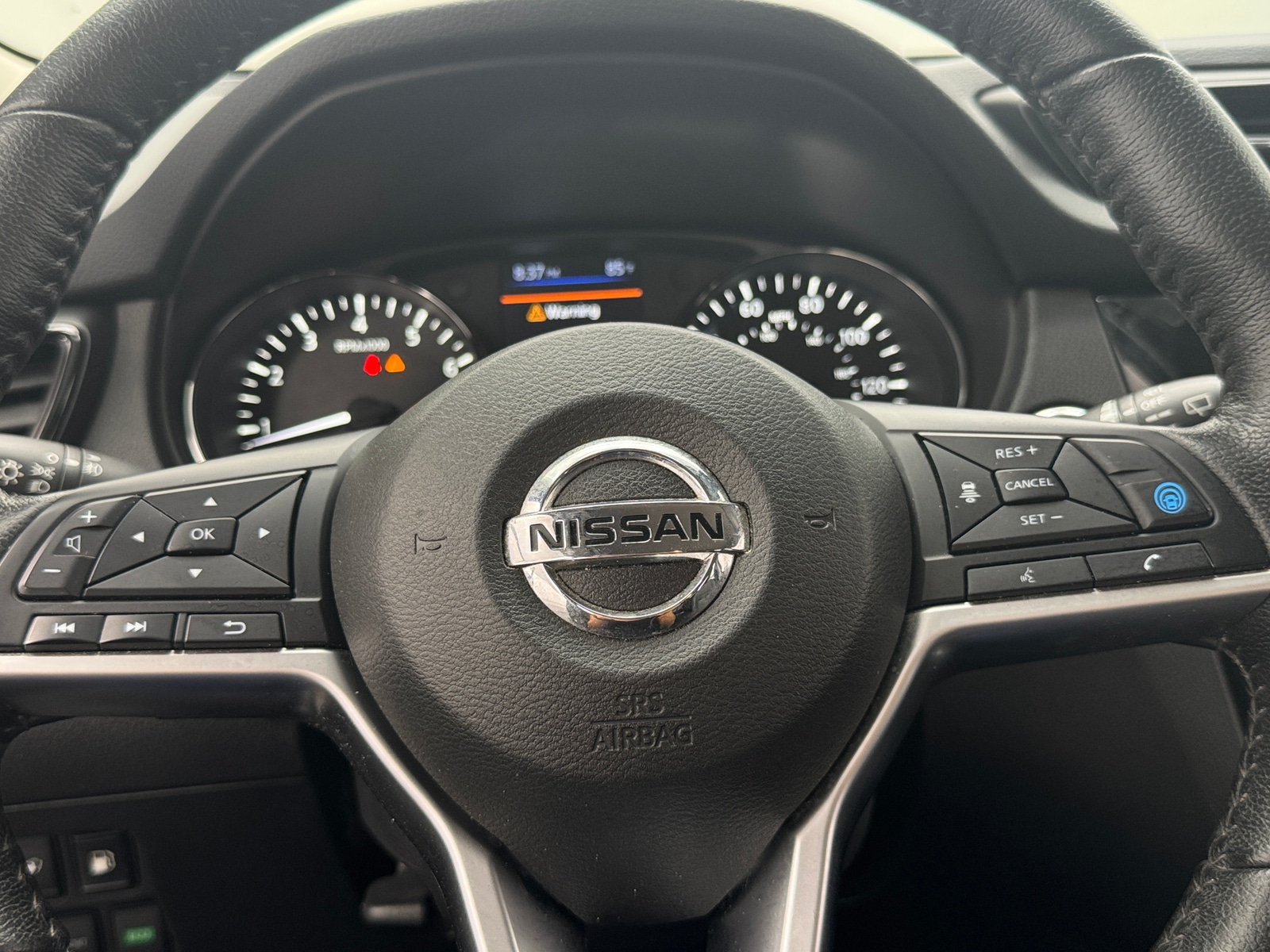 Thumbnail: 2020 Nissan Rogue - 4