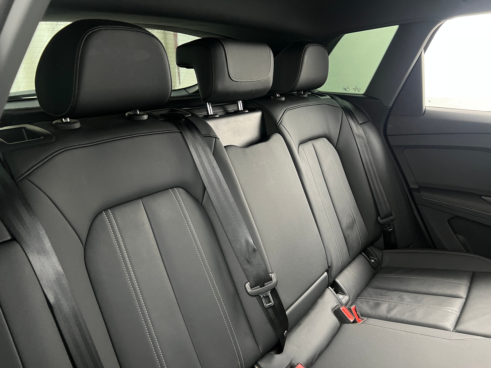 Thumbnail: 2024 Audi Q4 e-tron - 5