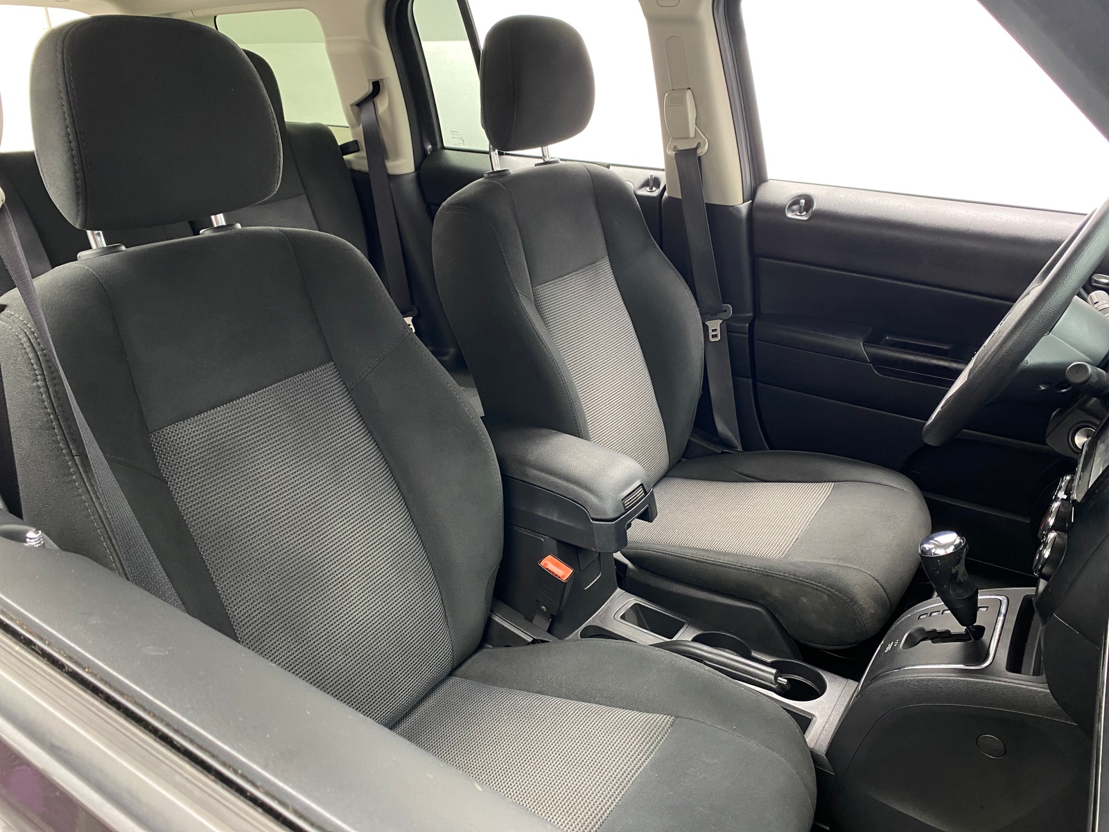 Thumbnail: 2016 Jeep Patriot - 2