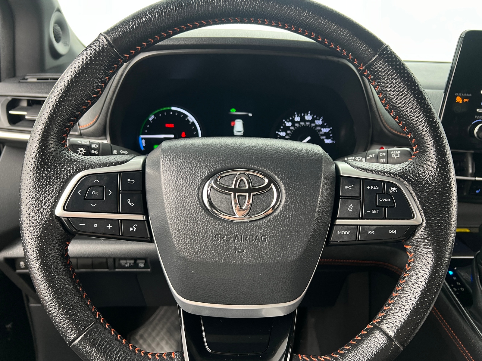 Thumbnail: 2022 Toyota Sienna - 5