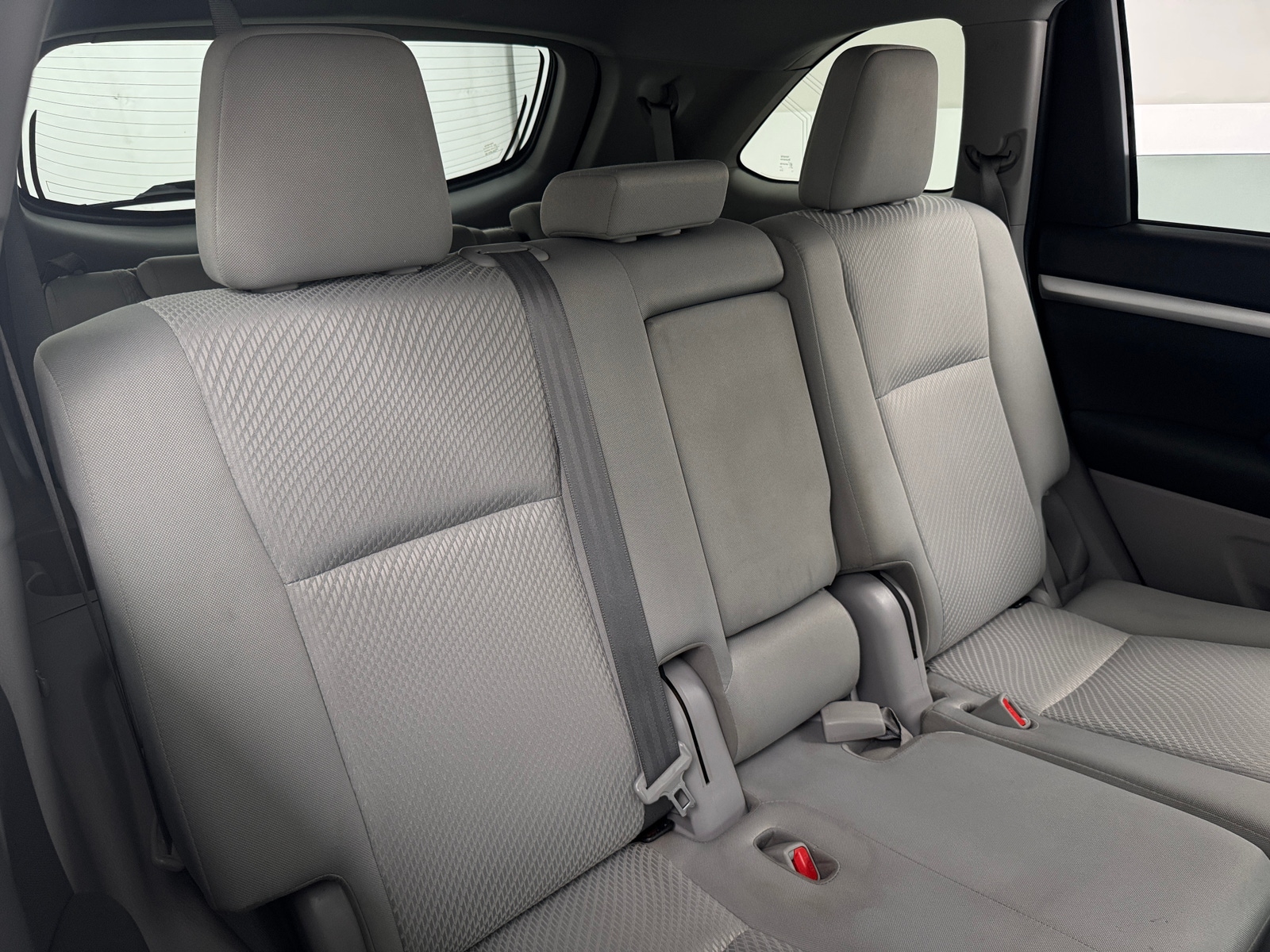 Thumbnail: 2019 Toyota Highlander - 6