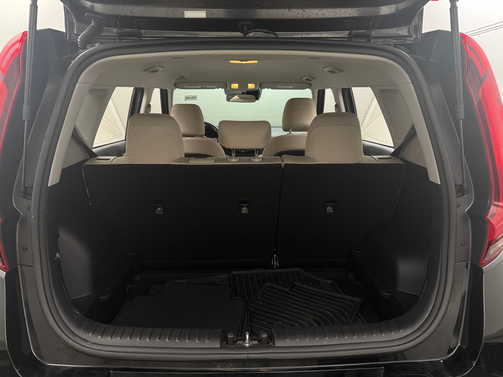 Thumbnail: 2020 Kia Soul - 7