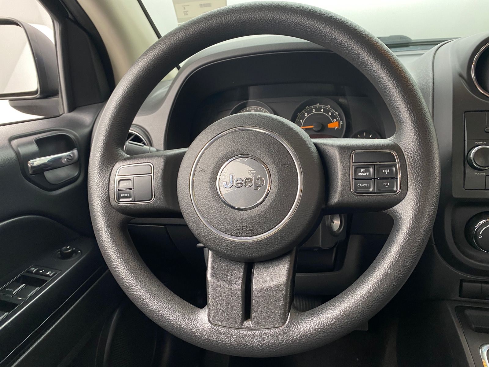 Thumbnail: 2014 Jeep Compass - 5