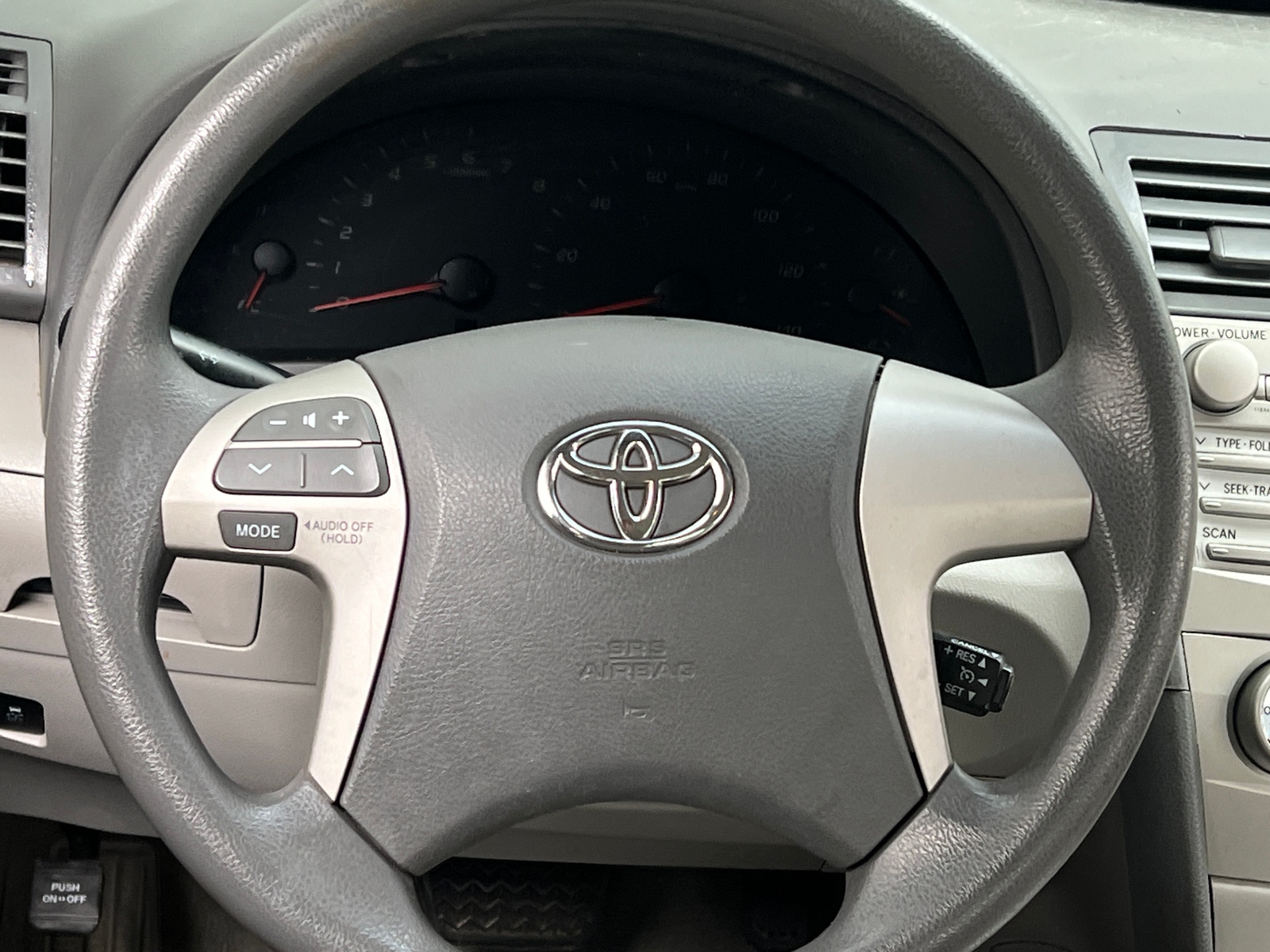 Thumbnail: 2011 Toyota Camry - 5