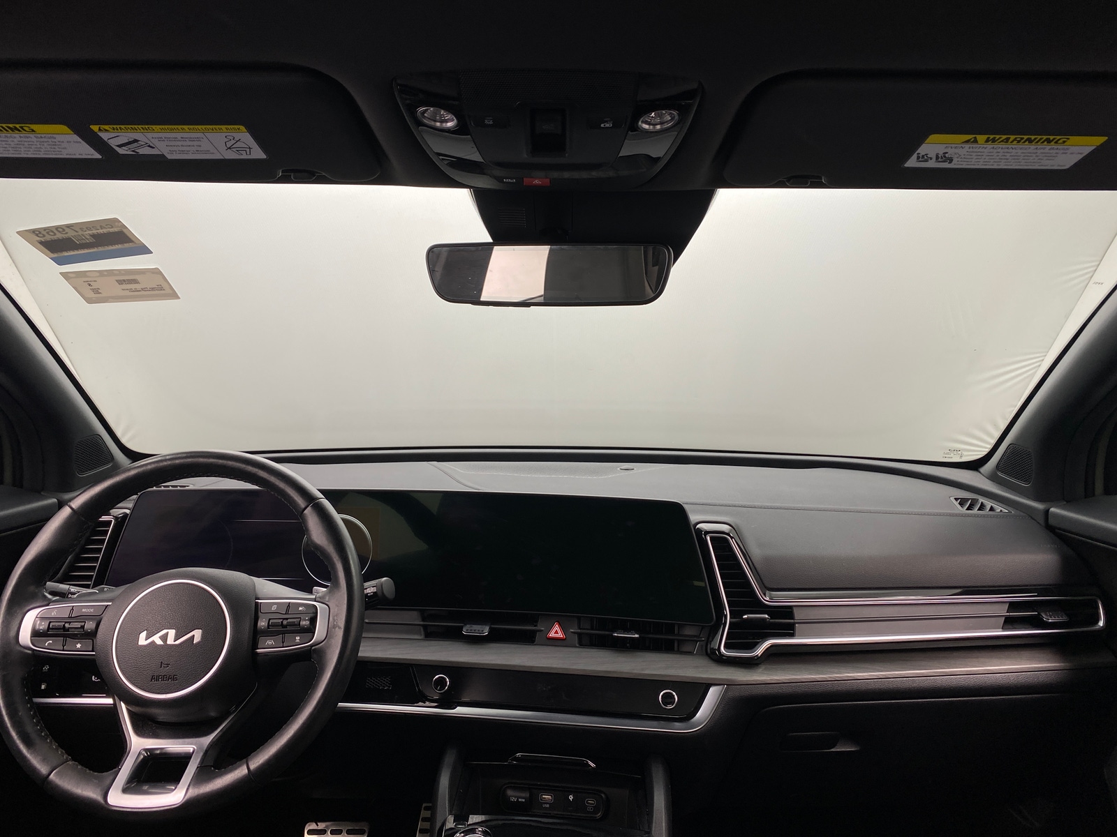 Thumbnail: 2023 Kia Sportage - 3