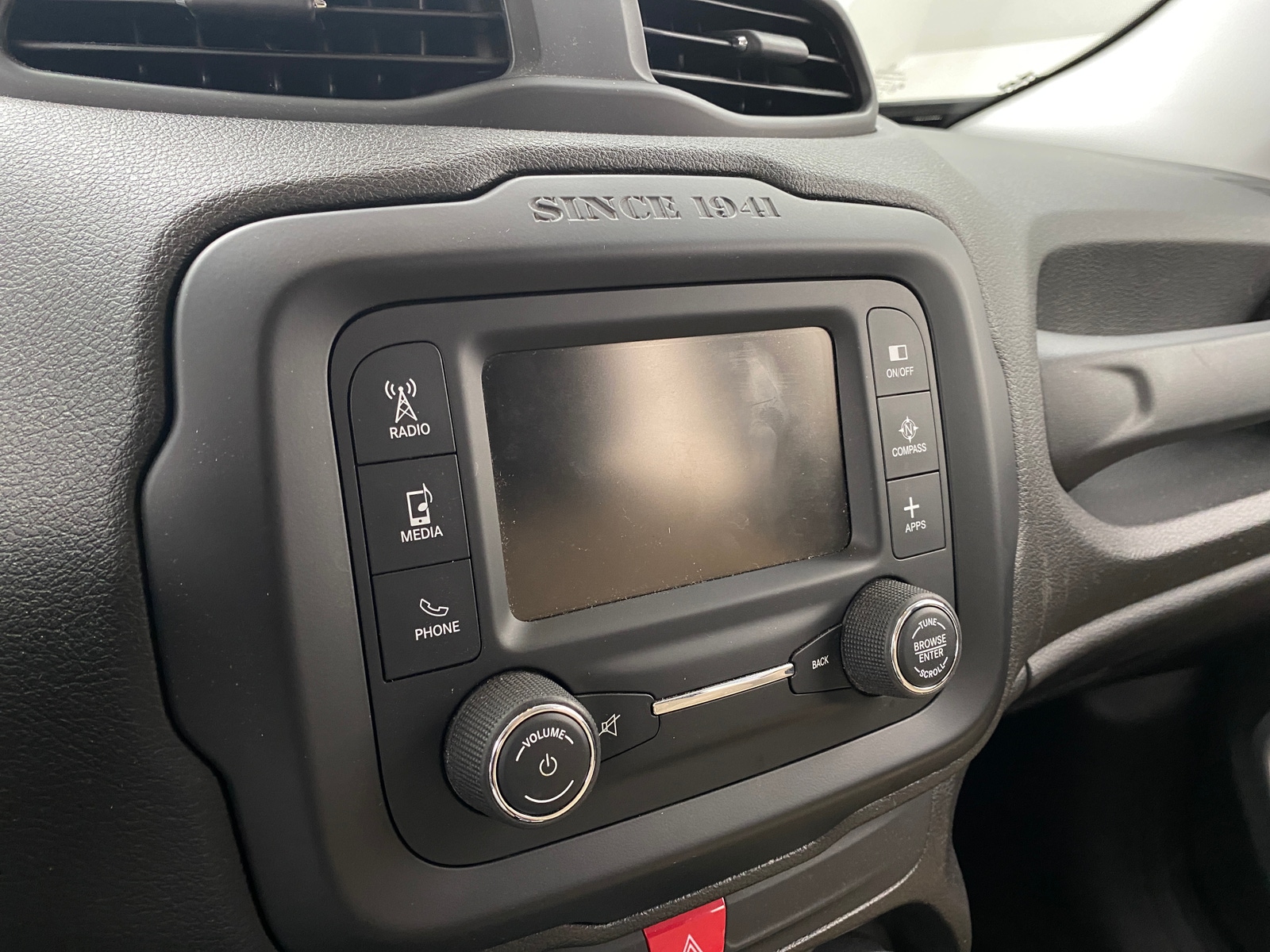 Thumbnail: 2017 Jeep Renegade - 4