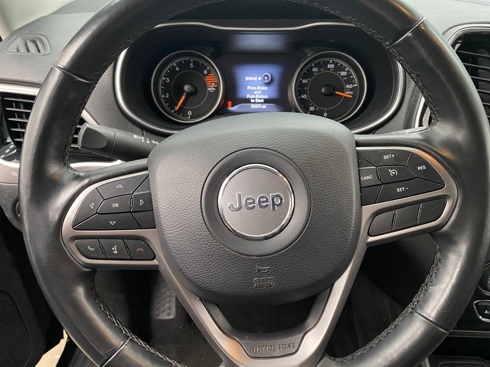 Thumbnail: 2019 Jeep Cherokee - 5