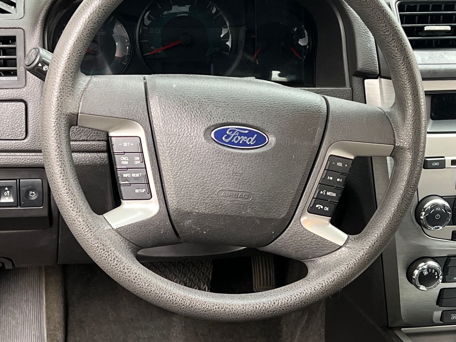 Thumbnail: 2012 Ford Fusion - 5