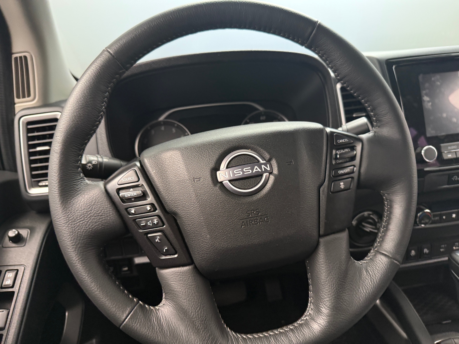 Thumbnail: 2024 Nissan Frontier - 5