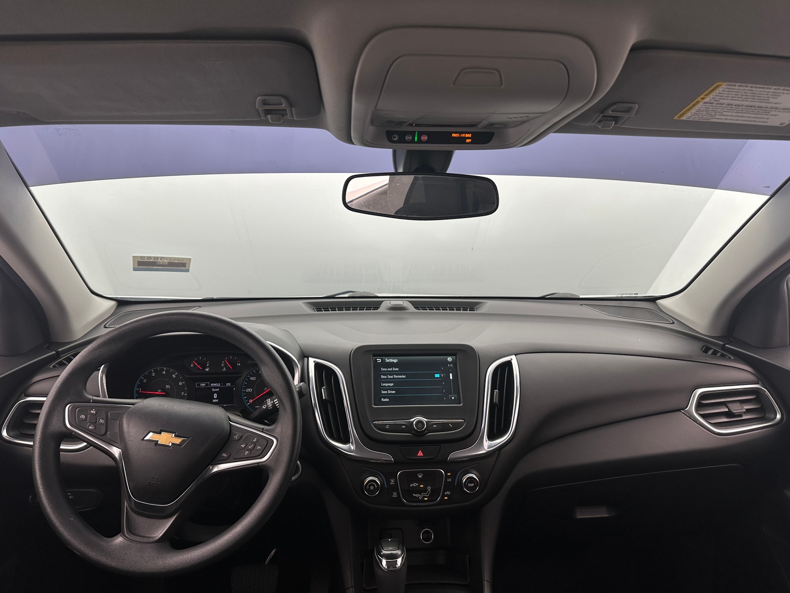 Thumbnail: 2018 Chevrolet Equinox - 3