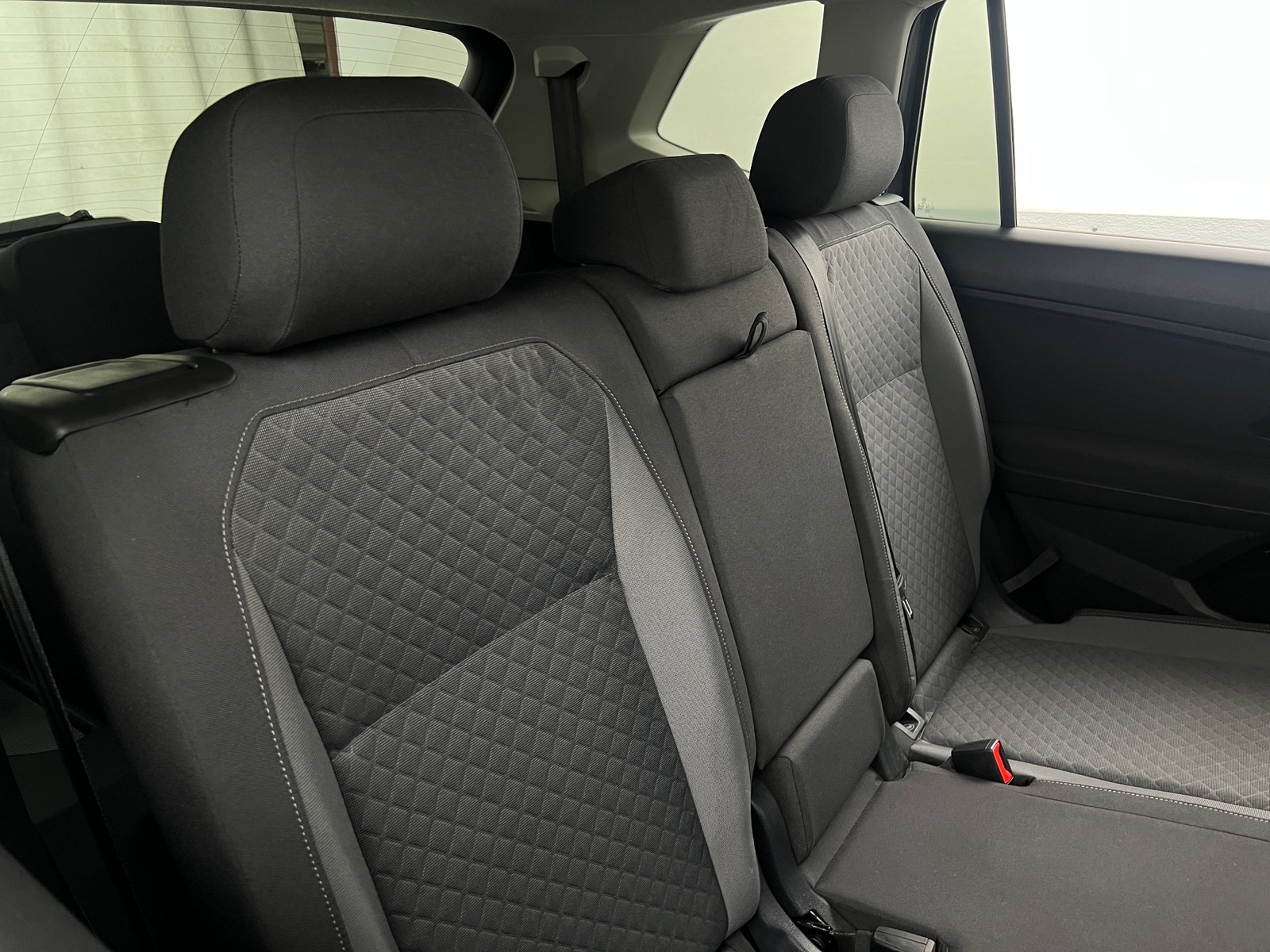 Thumbnail: 2019 Volkswagen Tiguan - 6