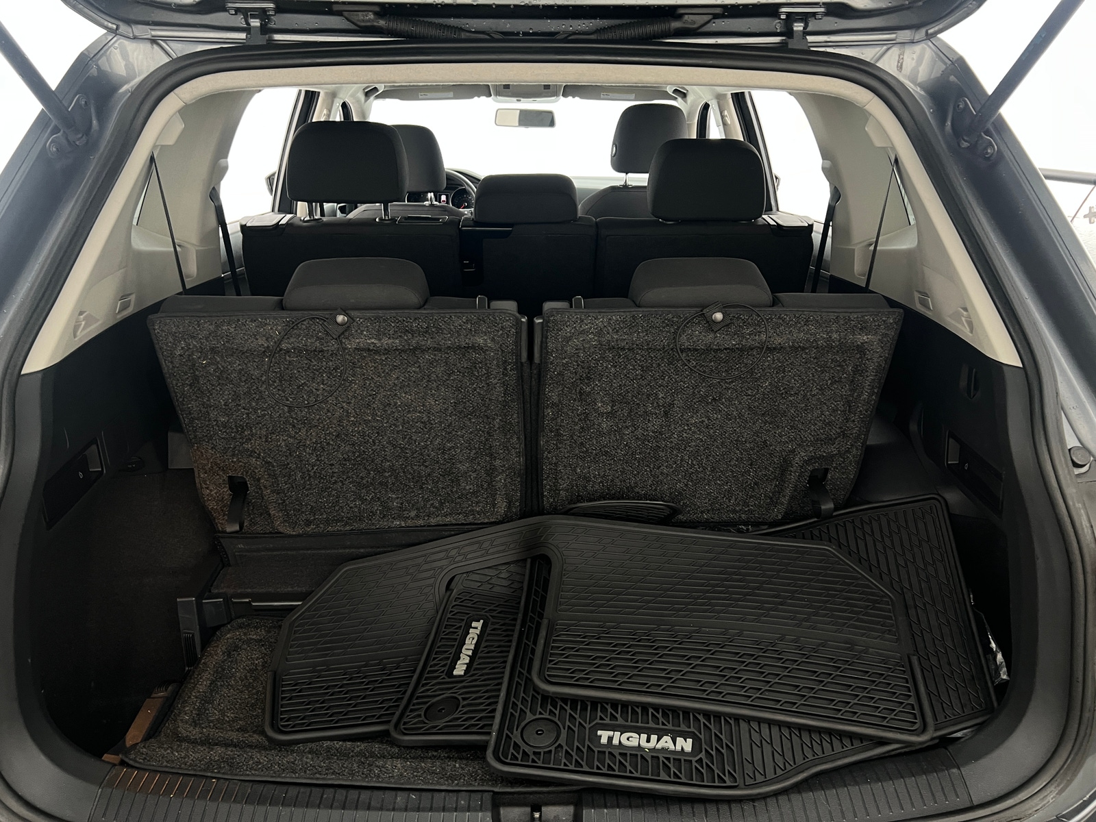 Thumbnail: 2019 Volkswagen Tiguan - 7