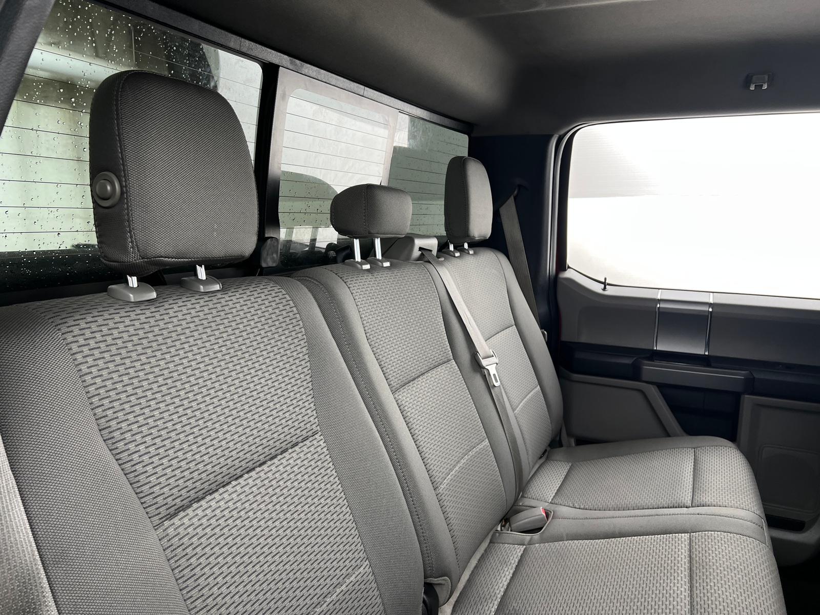 Thumbnail: 2015 Ford Econoline - 6
