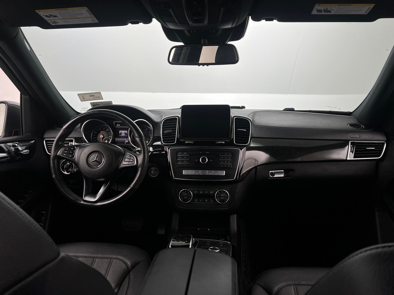 Thumbnail: 2018 Mercedes-Benz GLS - 2