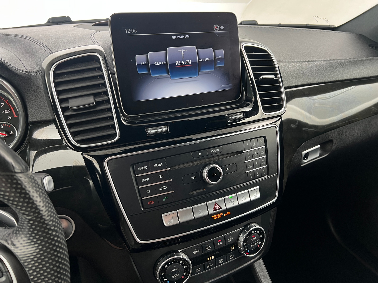 Thumbnail: 2018 Mercedes-Benz GLS - 3