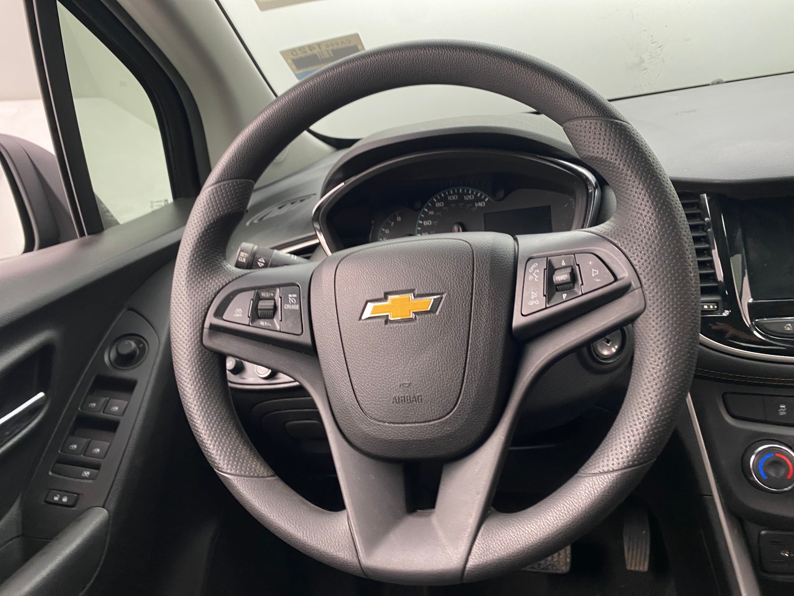 Thumbnail: 2020 Chevrolet Trax - 5