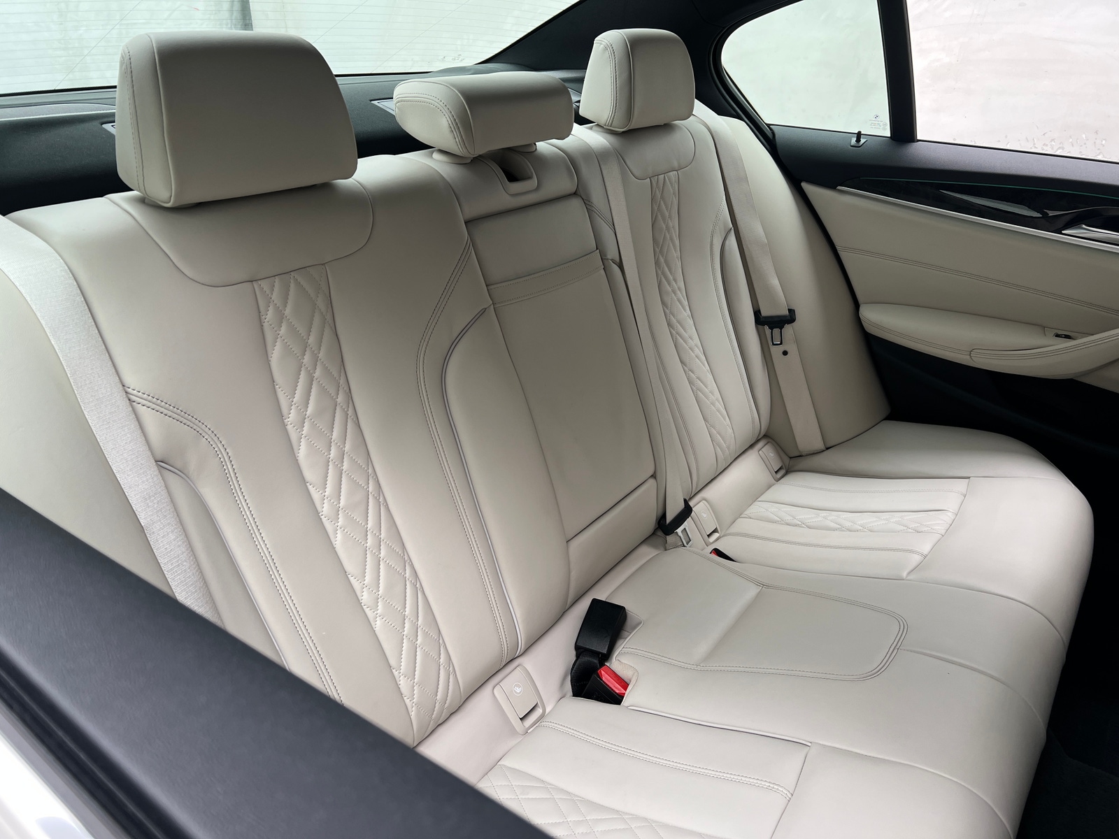 Thumbnail: 2023 BMW 5 Series - 5