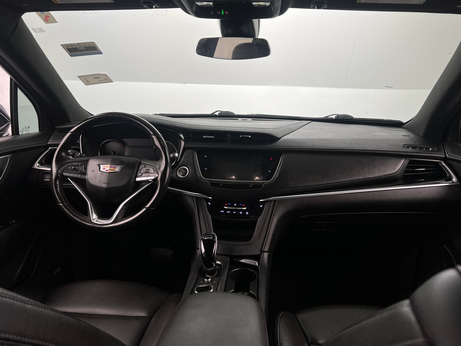 Thumbnail: 2023 Cadillac XT6 - 2