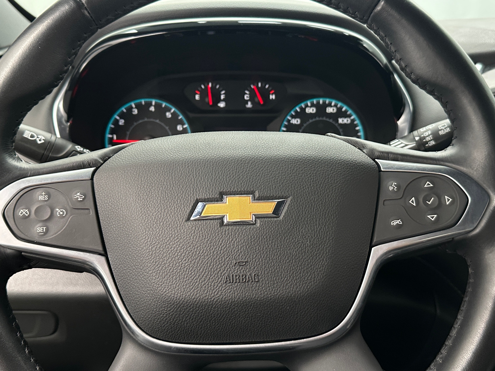 Thumbnail: 2022 Chevrolet Traverse - 5