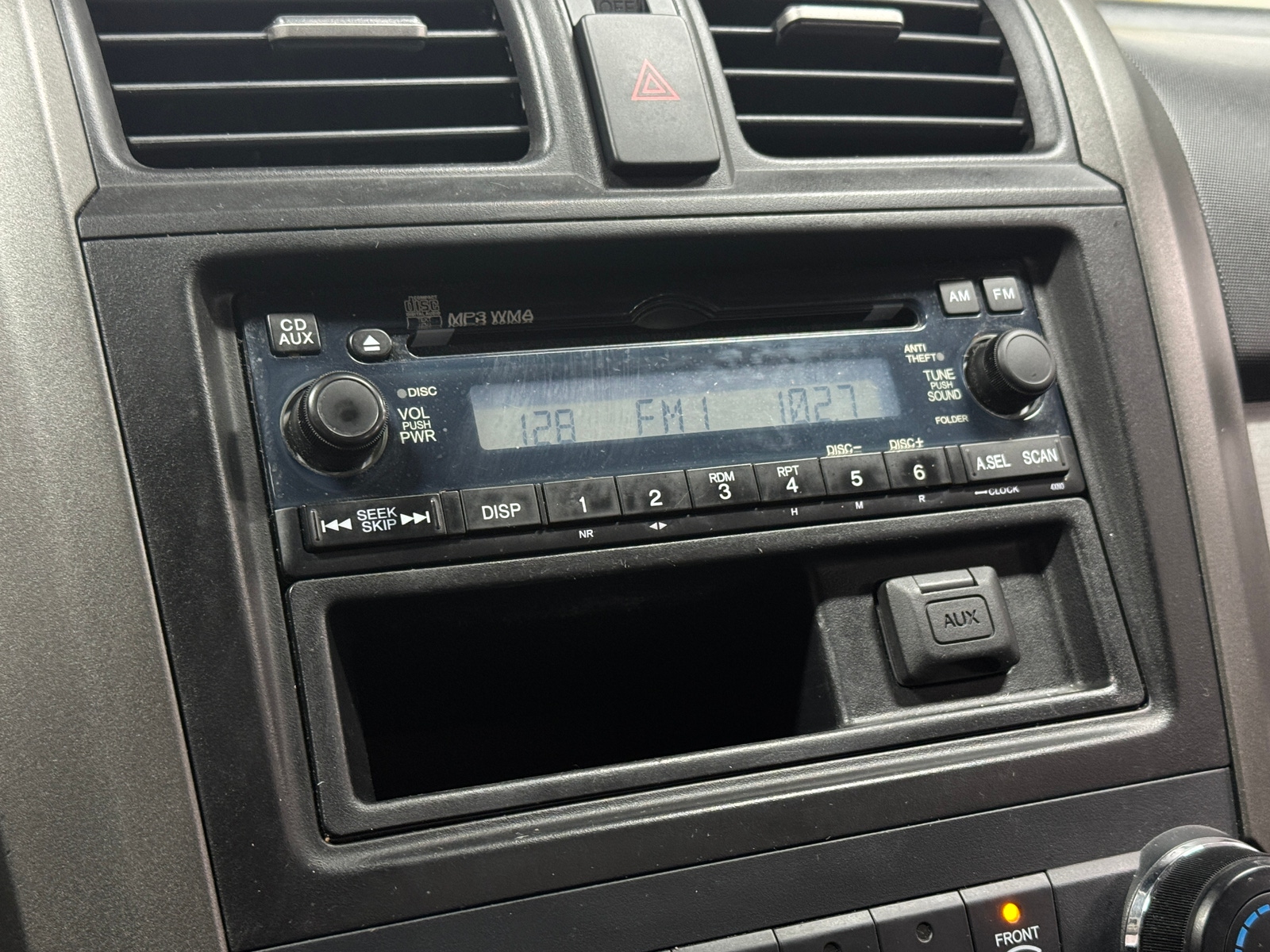 Thumbnail: 2011 Honda CR-V - 4