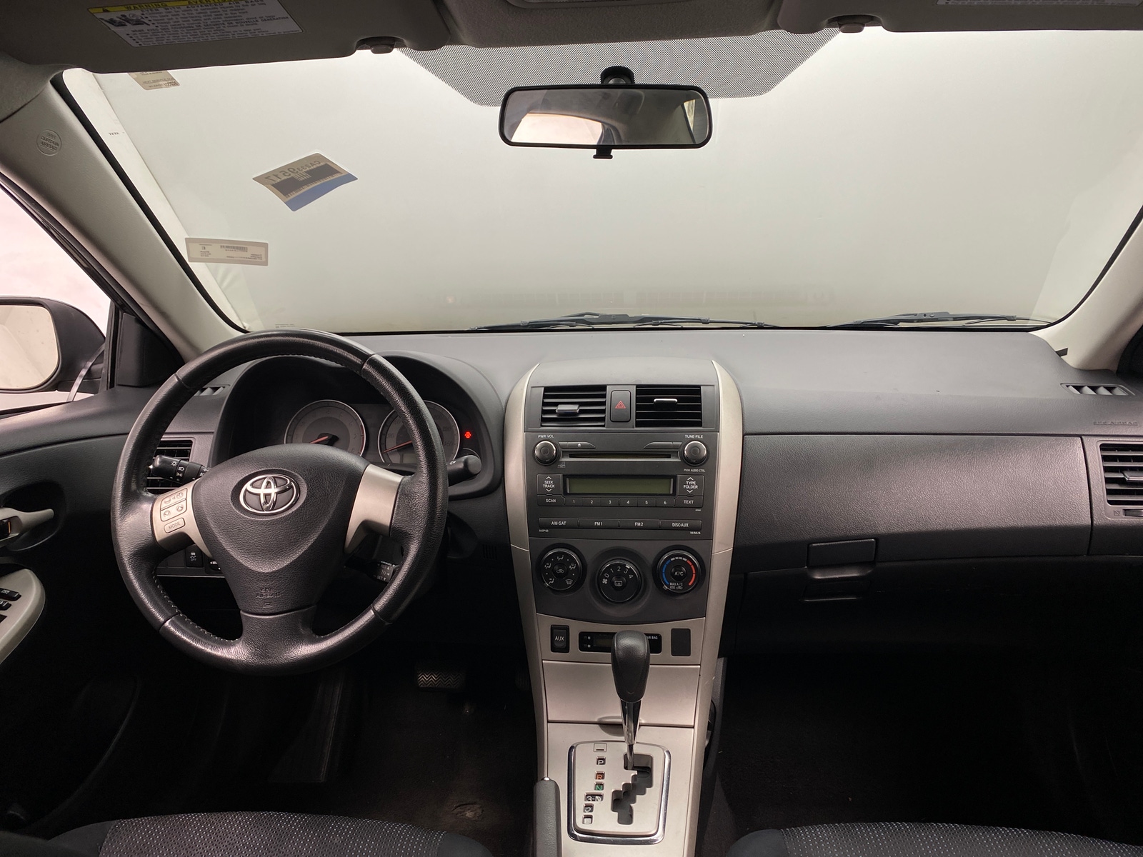 Thumbnail: 2010 Toyota Corolla - 3