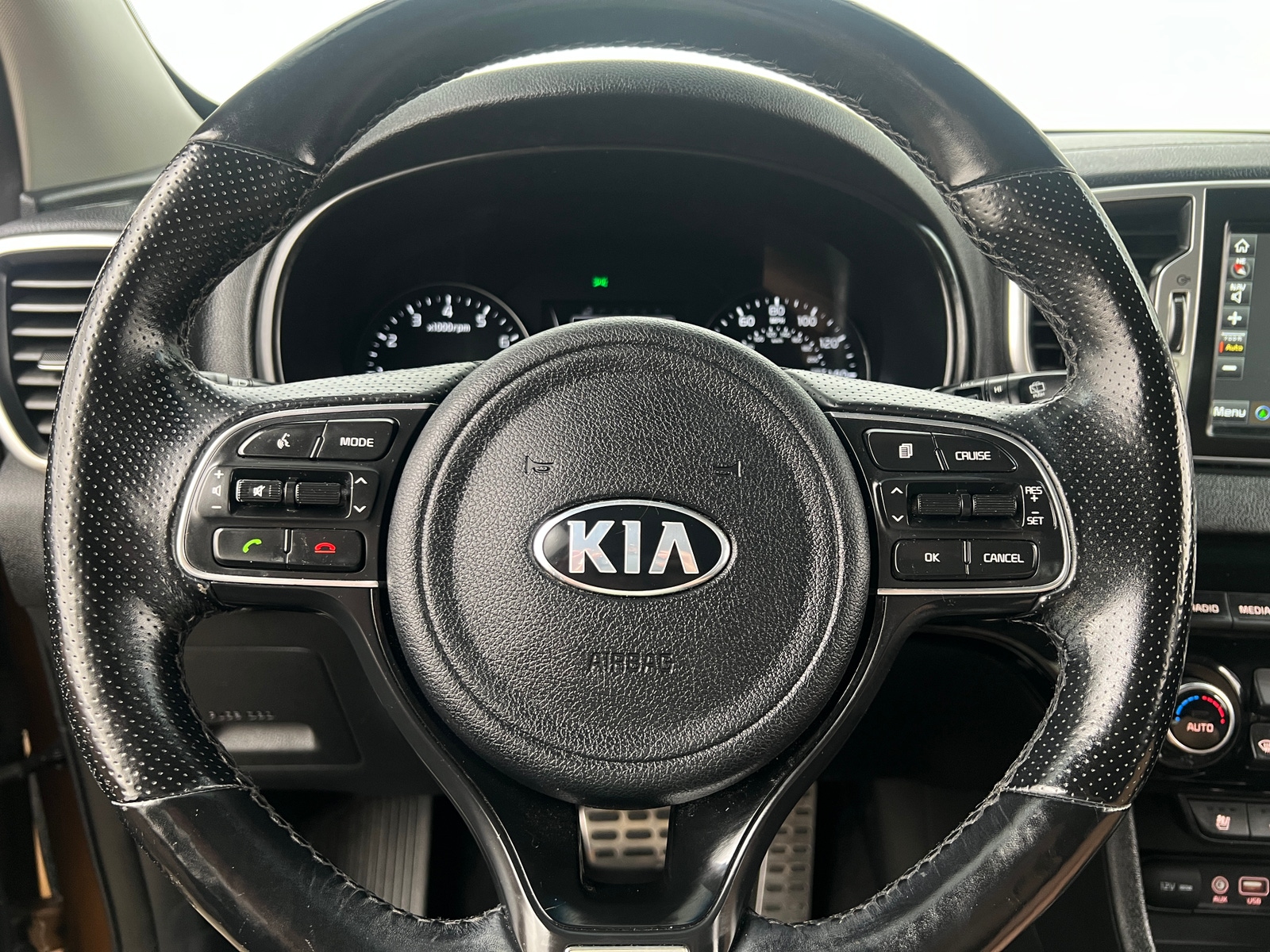 Thumbnail: 2019 Kia Sportage - 4