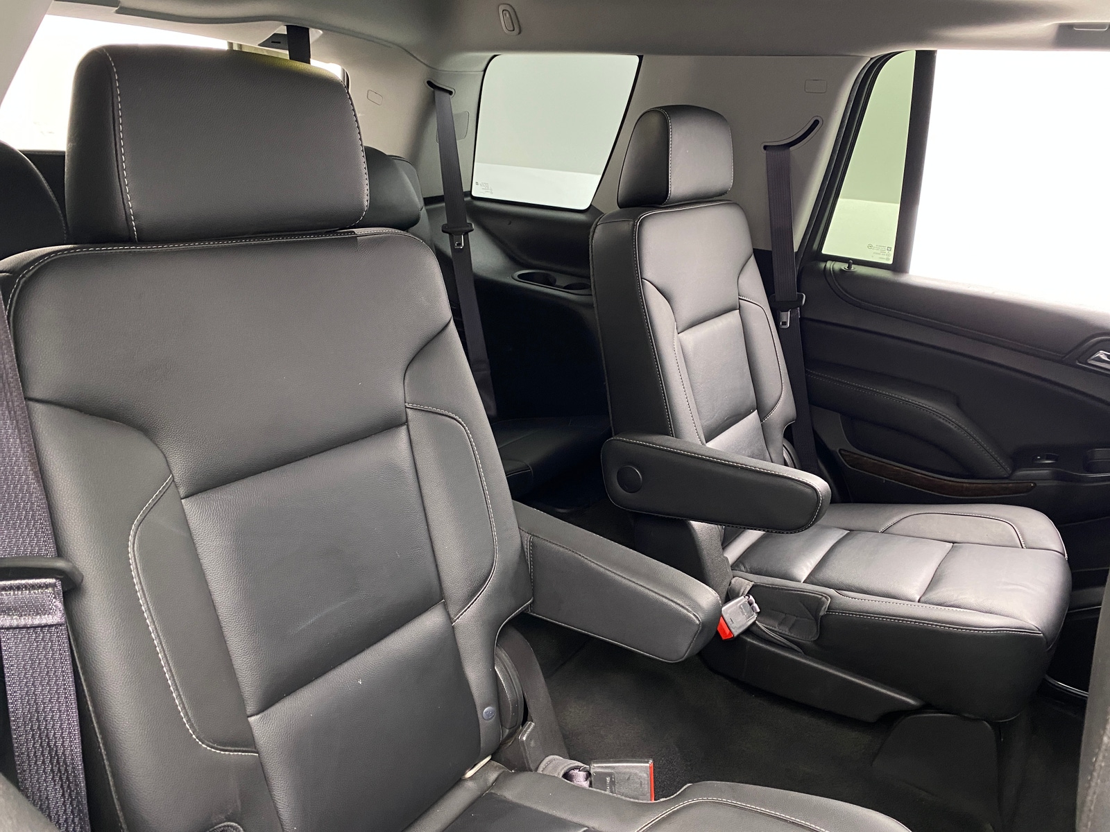 Thumbnail: 2017 Chevrolet Tahoe - 5