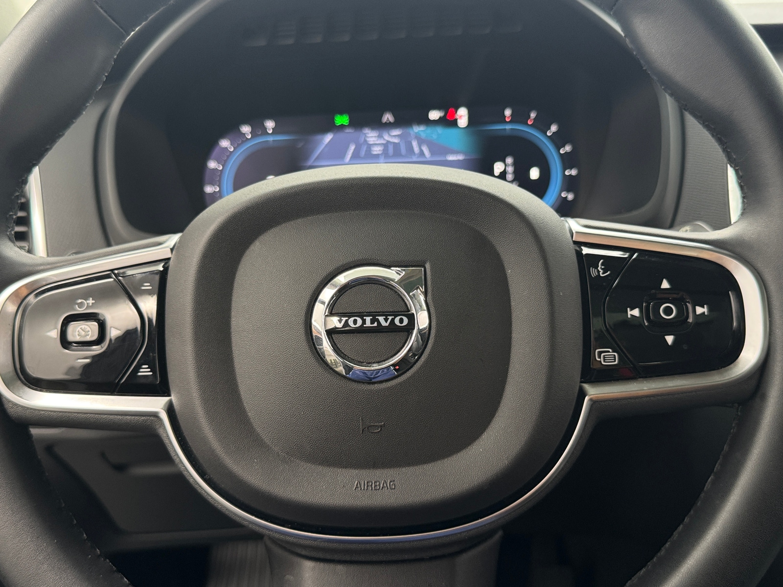 Thumbnail: 2024 Volvo XC90 - 4