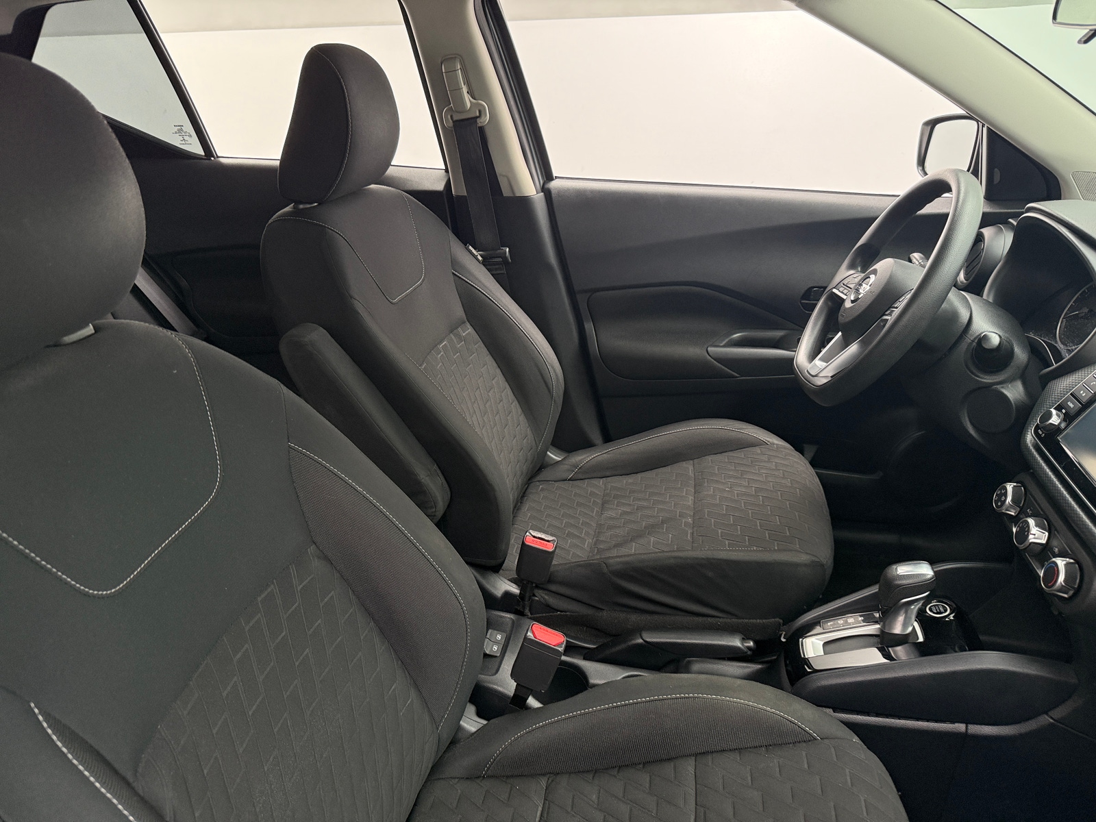 Thumbnail: 2021 Nissan Kicks - 2