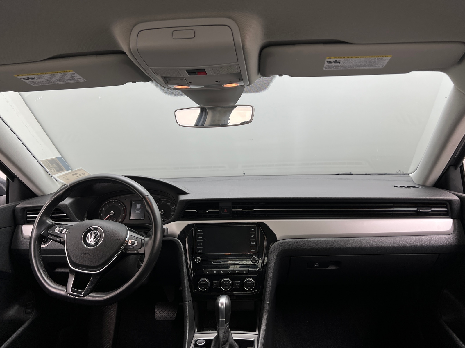 Thumbnail: 2020 Volkswagen Passat - 2