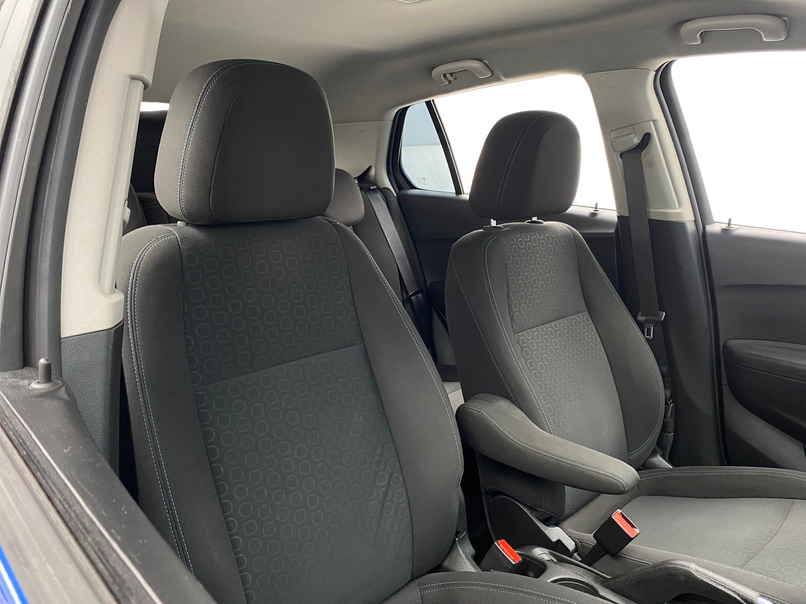 Thumbnail: 2016 Chevrolet Trax - 2