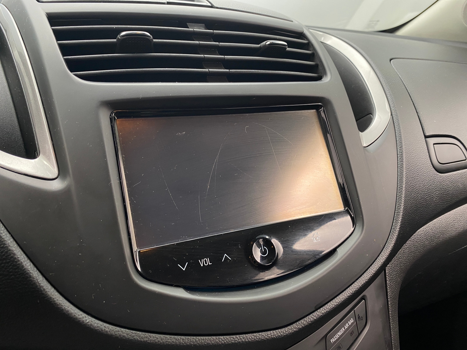 Thumbnail: 2016 Chevrolet Trax - 4