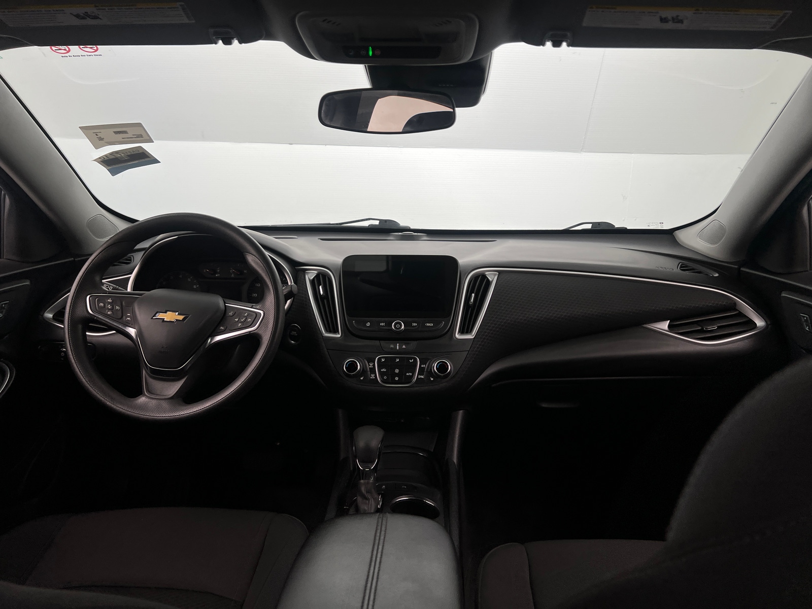 Thumbnail: 2024 Chevrolet Malibu - 3