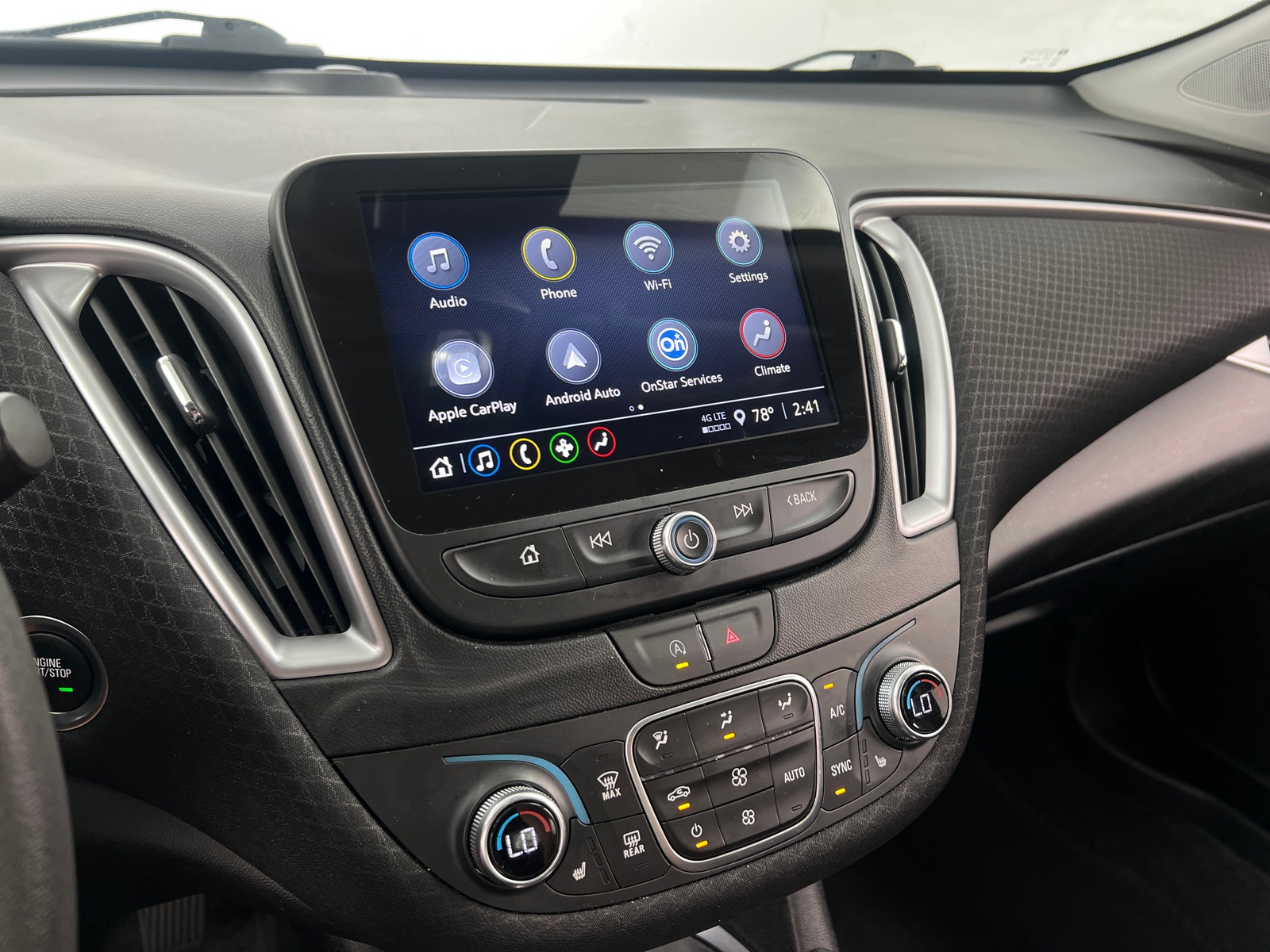 Thumbnail: 2024 Chevrolet Malibu - 4