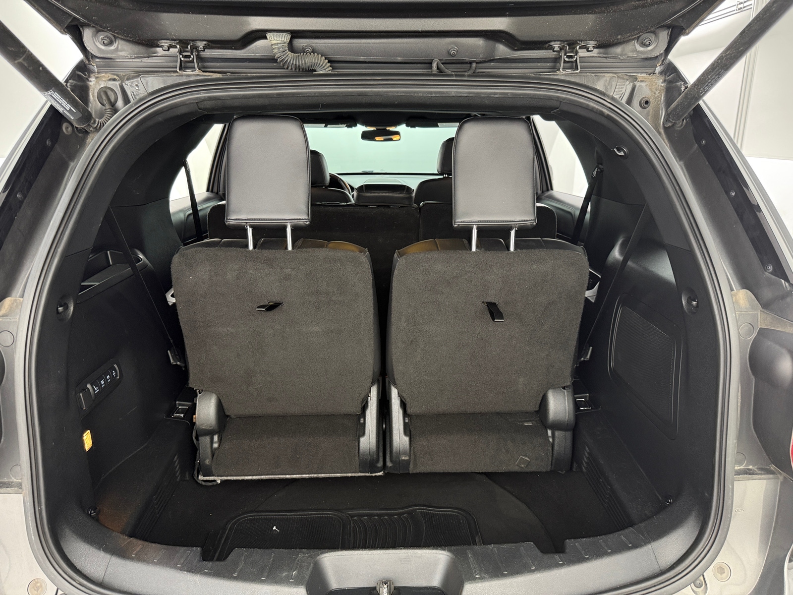 Thumbnail: 2017 Ford Explorer - 6