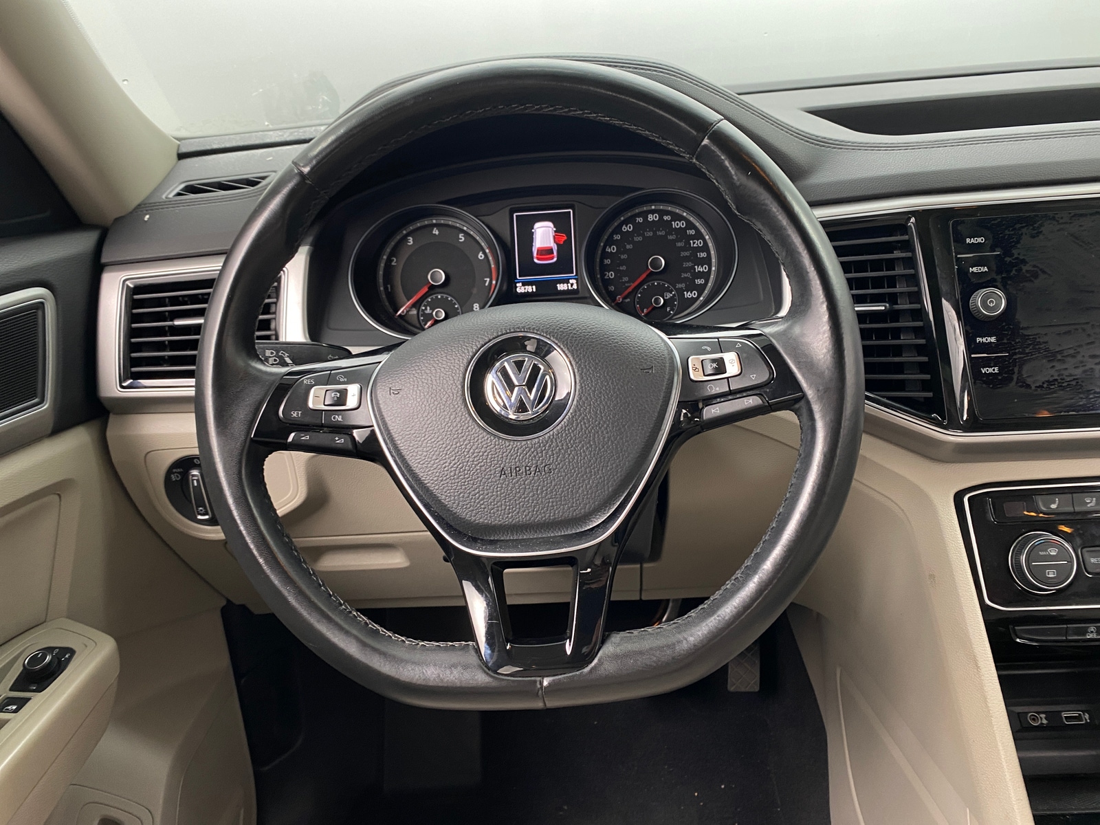 Thumbnail: 2018 Volkswagen Atlas - 4