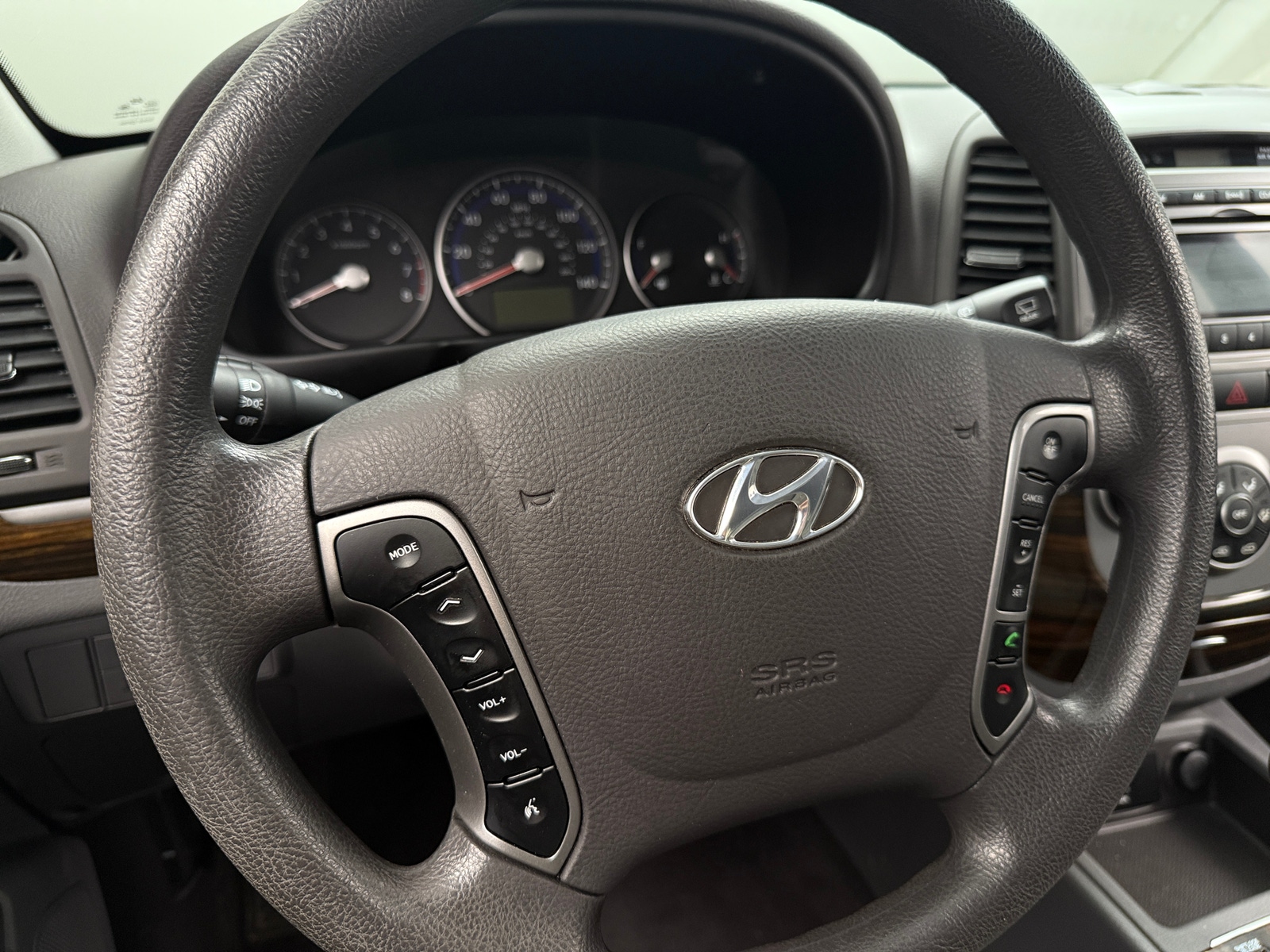 Thumbnail: 2011 Hyundai Santa Fe - 5