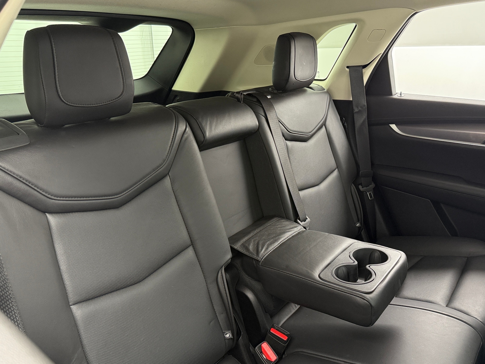 Thumbnail: 2019 Cadillac XT5 - 5