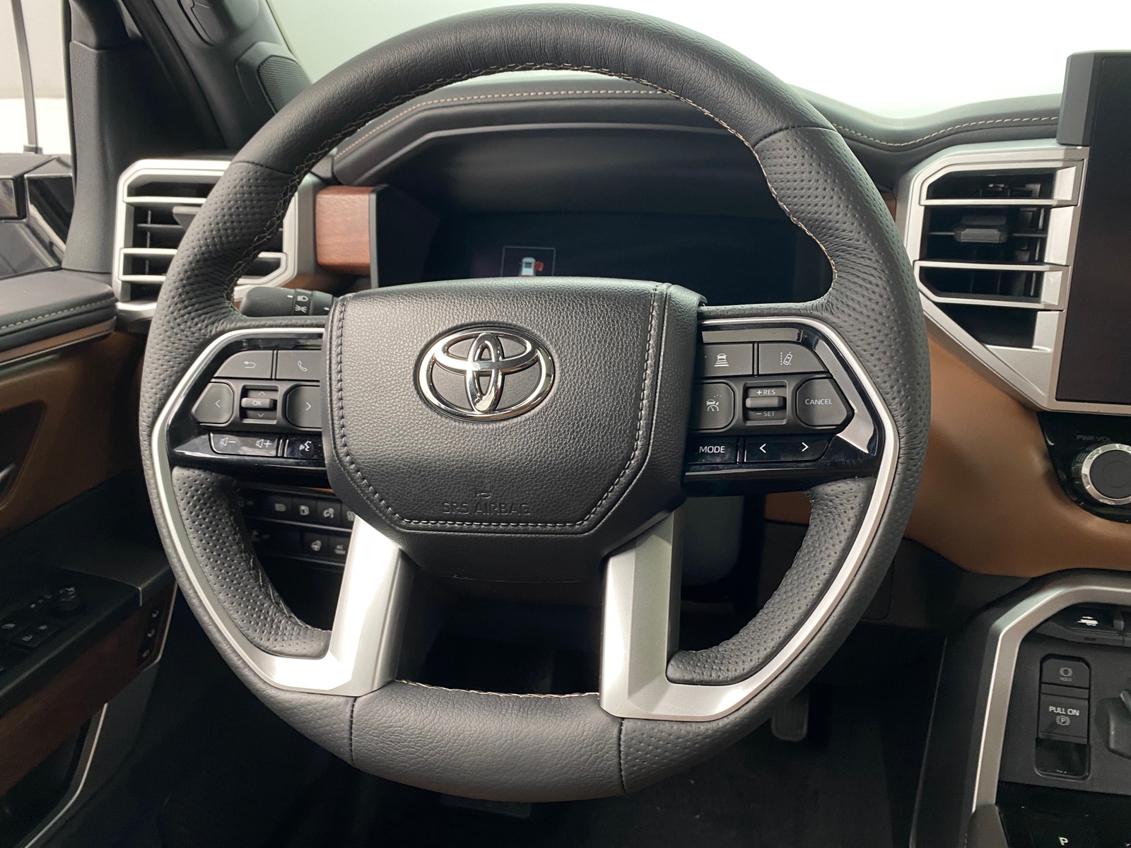 Thumbnail: 2025 Toyota Sequoia - 5